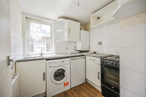 2 bedroom apartment for sale, Russell Road, London, N13