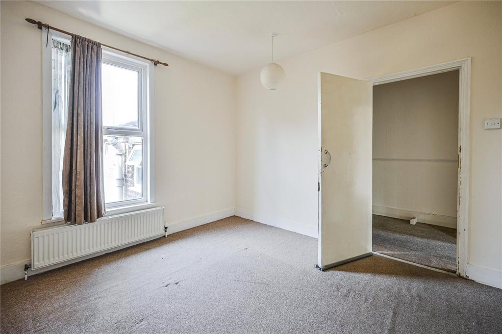 Apartment in London, Bowes Park, Palmers Green - View 5