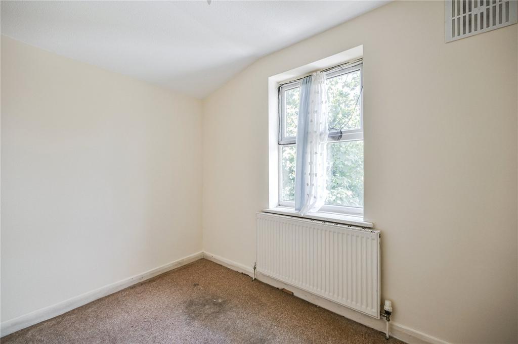 Apartment in London, Bowes Park, Palmers Green - More