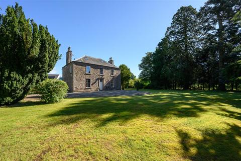 7 bed detached house for rent in Ruthvenfield, Perth