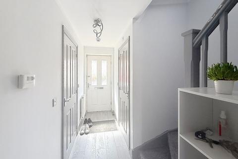 3 bedroom semi-detached house to rent, Blithfield Way, Stoke-on-Trent