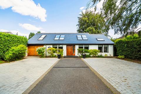 Grays Road, Westerham TN16