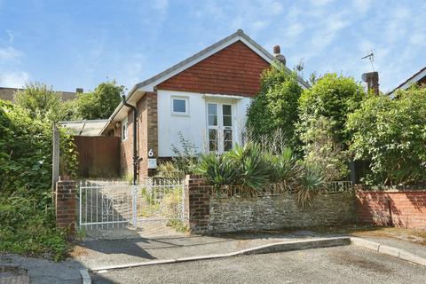 2 bedroom detached bungalow for sale, Crowther Close, Southampton