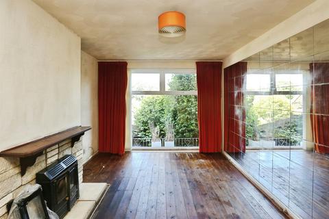2 bedroom detached bungalow for sale, Crowther Close, Southampton