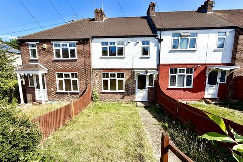 Thrigby Road, Chessington, Surrey. KT9 2AQ