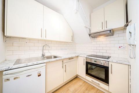 2 bedroom flat for sale, Kennington Lane, London SE11