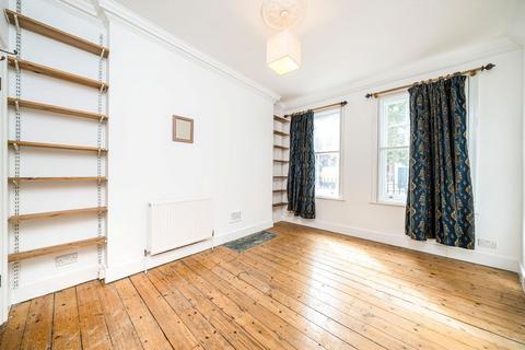 2 bedroom flat for sale, Kennington Lane, London SE11