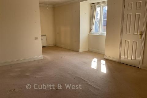 1 bedroom flat for sale, High Street, Billingshurst, West Sussex