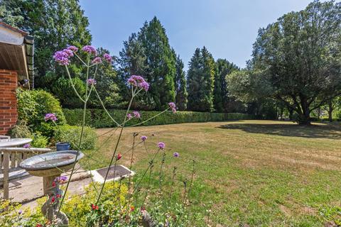 2 bedroom semi-detached bungalow for sale, Bedfield Lane, Headbourne Worthy, SO23