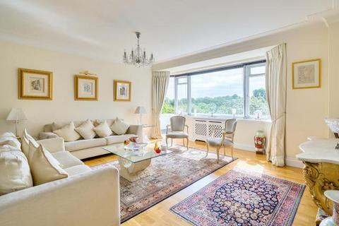 4 bedroom apartment for sale, Bentinck Close, Prince Albert Road, London