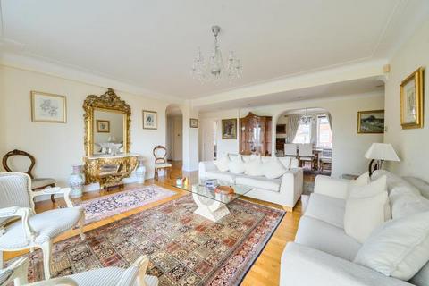 4 bedroom apartment for sale, Bentinck Close, Prince Albert Road, London