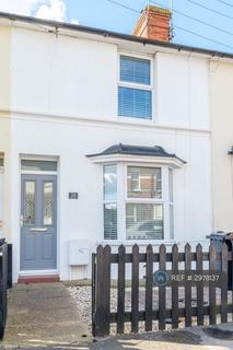 2 bed terraced house for rent in Star Road, Ashford, TN24