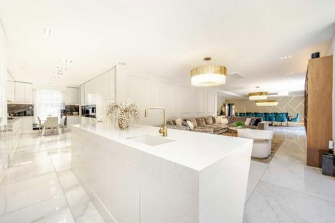 8 bedroom detached house for sale, Ingleby Drive, South Harrow