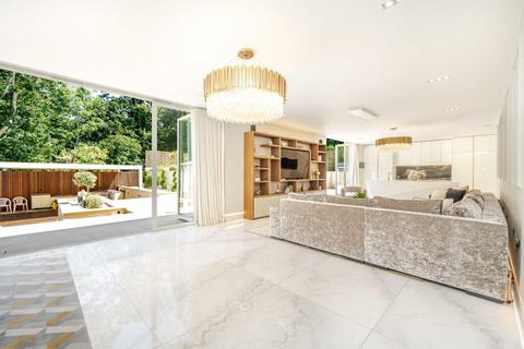 8 bedroom detached house for sale, Ingleby Drive, South Harrow