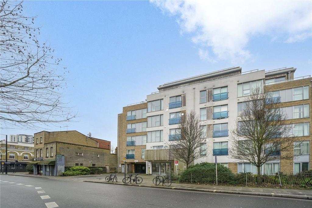 Apartment in London - View 4