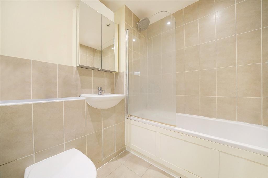Apartment in London - View 5