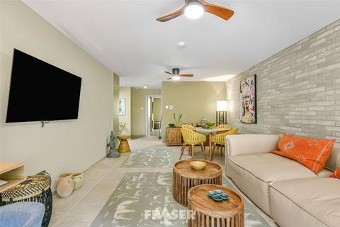 2 bedroom flat for sale, Wells St, London W1T