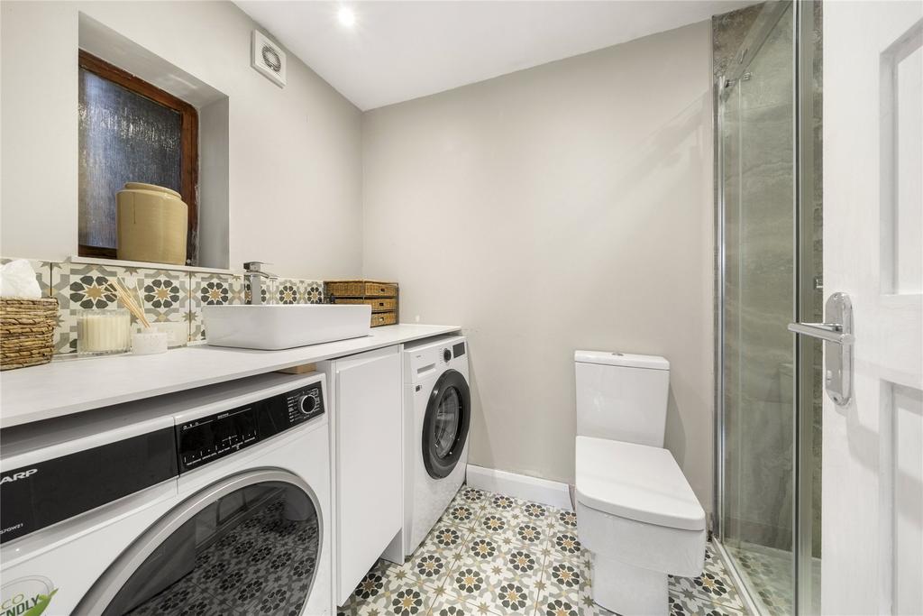 Shower/Utility Room