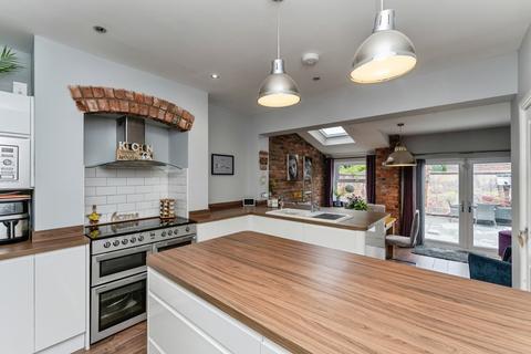 2 bedroom terraced house for sale, Vernon Road, Chester, Cheshire, CH1