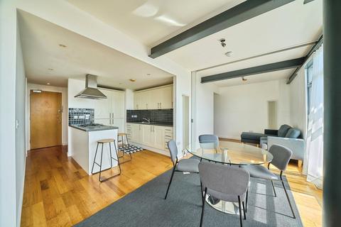 2 bedroom flat for sale, Hallings Wharf Studios, 1 Channelsea Road, London, E15
