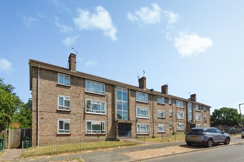 Lincoln Drive, Watford