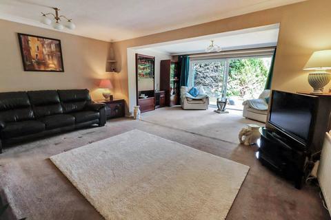 4 bedroom detached house for sale, Erleigh Court Drive, Earley