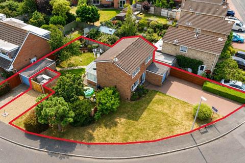 3 bedroom detached house for sale, Manor Farm Crescent, Edge Of Hutton Village