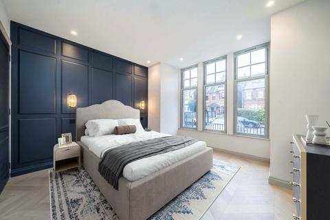 undefined, Gordon Road, London W5