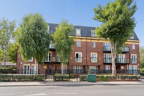 2 bedroom apartment for sale, Marsh Road, Pinner