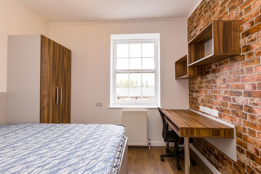 Apartment in Newcastle upon Tyne, Tyne and Wear - View 5