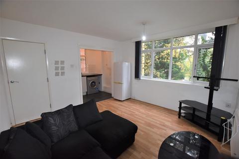 1 bedroom flat to rent, Woodland Avenue, Stoneygate, Leicester, LE2