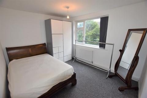 1 bedroom flat to rent, Woodland Avenue, Stoneygate, Leicester, LE2