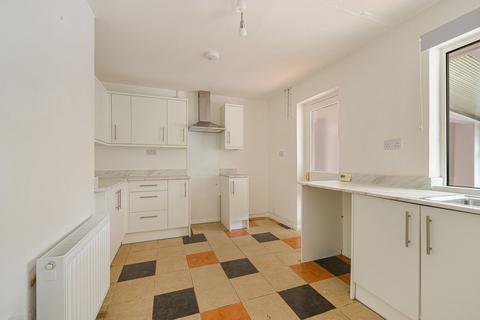 3 bedroom semi-detached house for sale, Tennyson Gardens, Horncastle, LN9