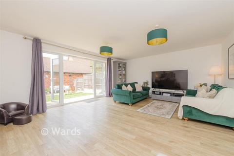 4 bedroom townhouse for sale, Village Road, Wouldham, Rochester, Kent