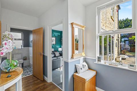 4 bedroom detached house for sale, Arlesey Road, Stotfold, Hitchin, SG5