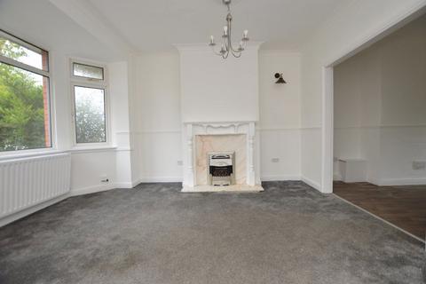 3 bedroom semi-detached house to rent, Marlborough Avenue, Spring View