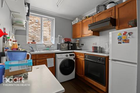 1 bedroom flat for sale, Dagmar Road, LONDON