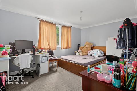 1 bedroom flat for sale, Dagmar Road, LONDON