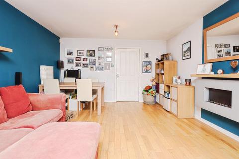 4 bedroom terraced house for sale, The Infield, HALESOWEN