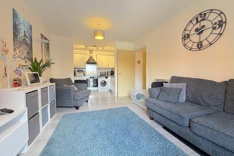 2 bedroom flat for sale, Broad Gauge Way, Wolverhampton WV10