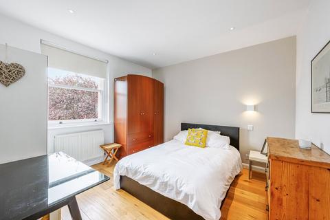undefined, Ranelagh Road, London, W5