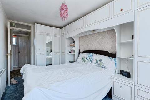 3 bedroom semi-detached house for sale, Alder Drive, Alderholt, Fordingbridge