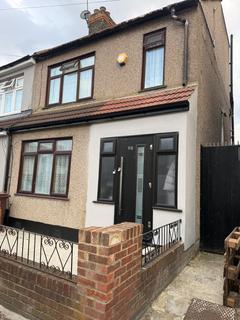 5 bedroom terraced house to rent, Westminster Gardens, Barking IG11