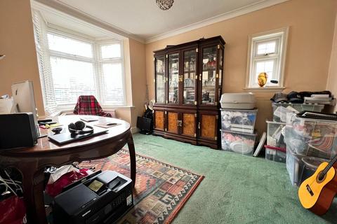 4 bedroom house for sale, Water Lane, Ilford