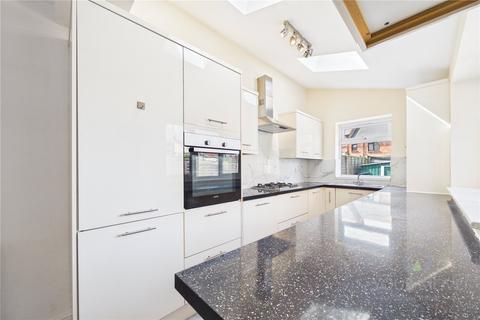 3 bedroom detached house to rent, Kingsley Road, Northampton NN2