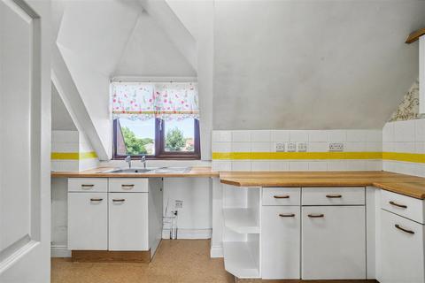 2 bedroom retirement property for sale, Barnaby Mead, Gillingham