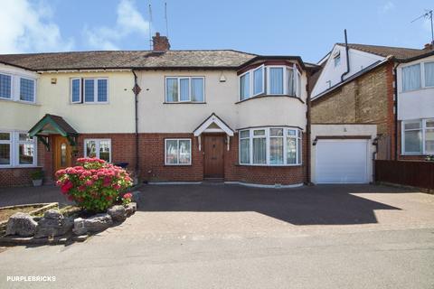 Longmore Avenue, Barnet, EN5