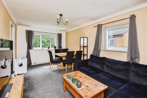 2 bedroom flat for sale, Baycliffe Crescent, Morecambe LA4