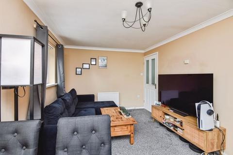 2 bedroom flat for sale, Baycliffe Crescent, Morecambe LA4