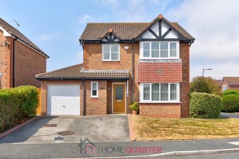 4 bedroom detached house for sale, Lon Ystrad, Rhyl, LL18 4